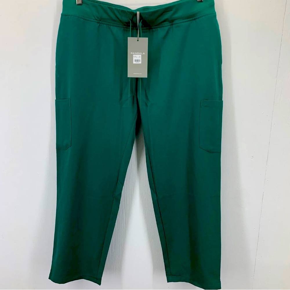 Mandala scrubs womens PXL petite bottoms cargo Hunter green stretch NEW
